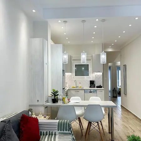 Apartment Near Acropolis New 2 Bedrooms In Koukaki Athens