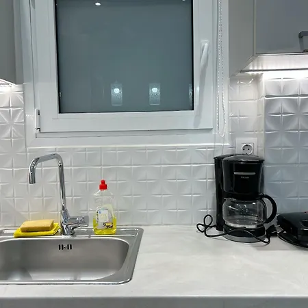 Near Acropolis New 2 Bedrooms In Koukaki * Athens